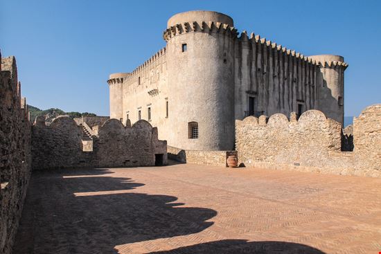 Santa Severina Santa Severina RudiErnst - Shutterstock.com 