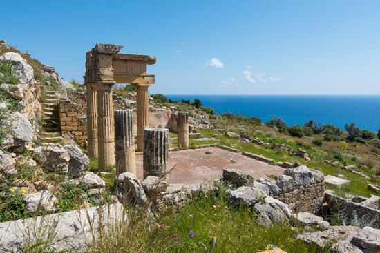 Area Archeologica di Solunto Area Archeologica di Solunto Lucky Team Studio - Shutterstock.com 