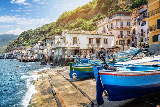 Scilla Scilla mRGB - Shutterstock.com 