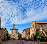 Sovana Sovana