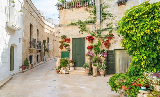 Monopoli Scorci del borgo di Monopoli Stefano_Valeri - Shutterstock.com 