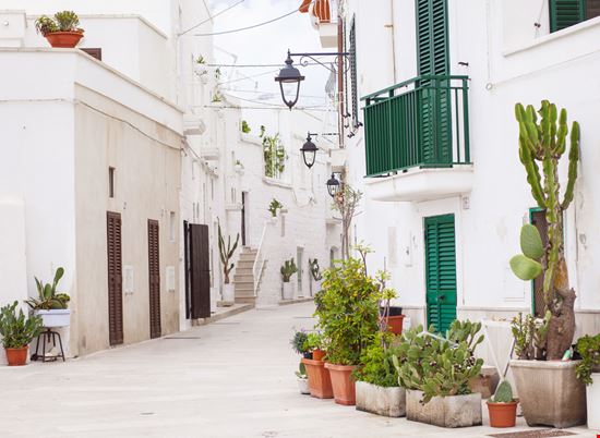 Monopoli Scorci del borgo di Monopoli Kite_rin - Shutterstock.com 