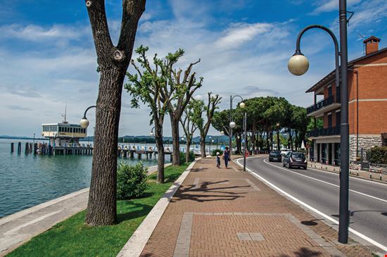 Passignano sul Trasimeno Passignano sul Trasimeno Celli07 / Shutterstock.com 