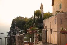 Tremosine