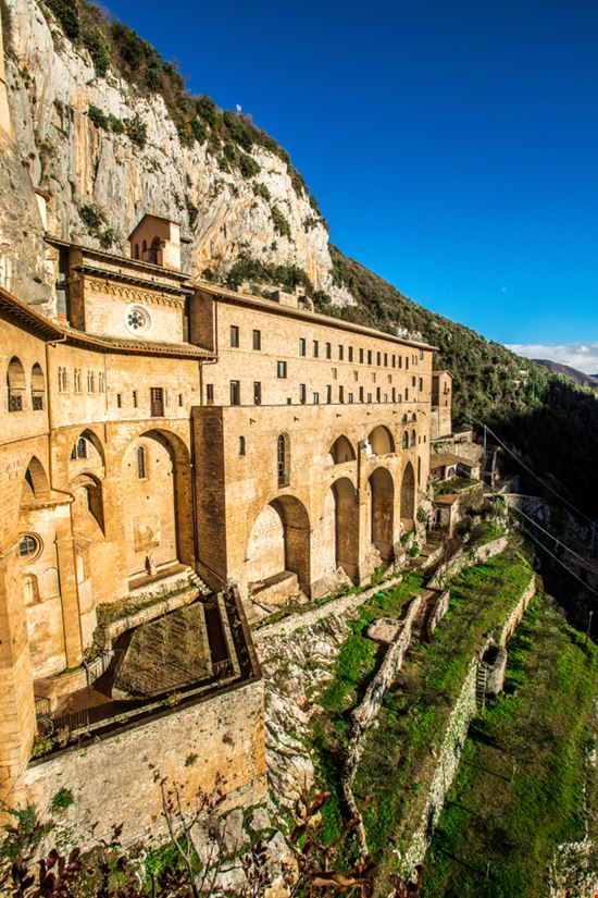 Monastero di San Benedetto Sacro Speco Monastero di San Benedetto Sacro Speco jackbolla - Shutterstock.com 