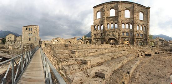 Roman theatre Aosta stock.adobe.com 