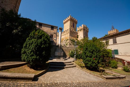 Rocca Rocca Gabri90 - Istockphoto.com 