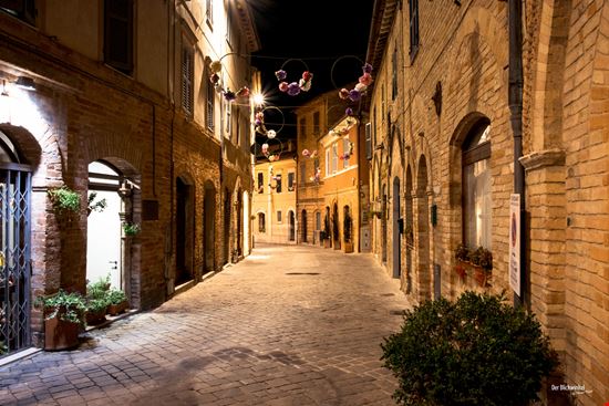 Recanati La città di Leopardi stock.adobe.com 