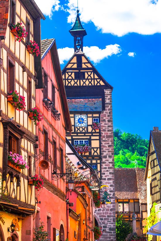 Riquewihr Riquewihr Freeartist - Istockphoto.com 