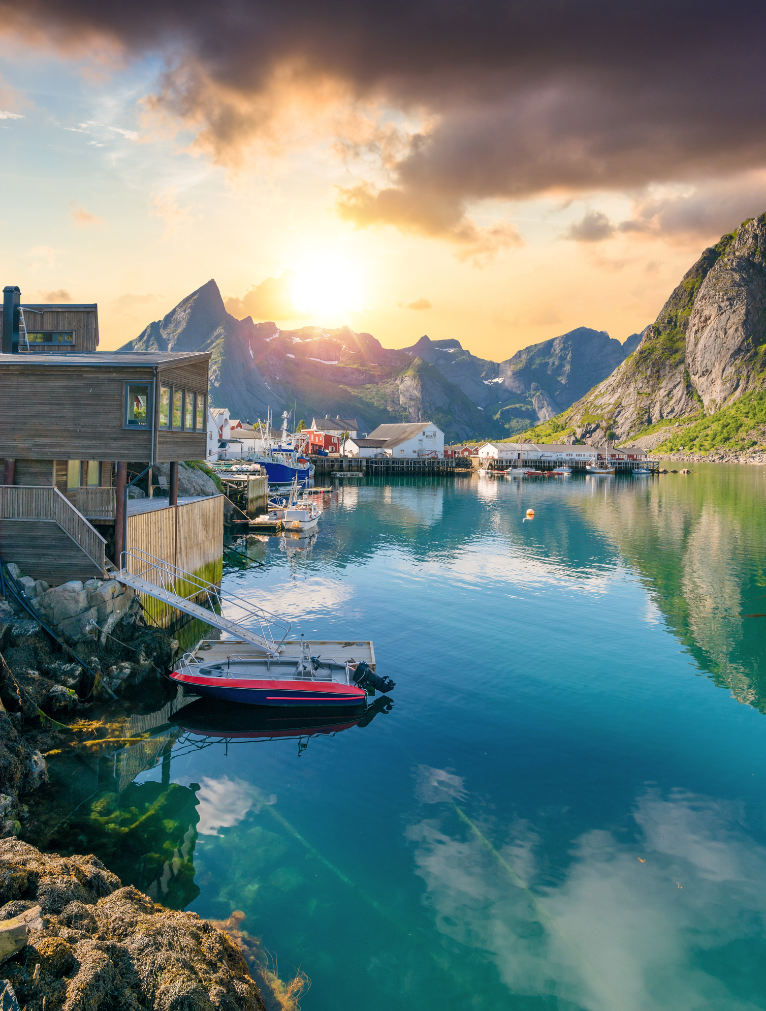 Sono queste le 8 piccole città-gioiello in Europa da visitare il prima possibile, e sono talmente belle da sembrare finte