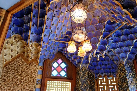 Barcellona Casa Vicens Pen_85 / Shutterstock.com 