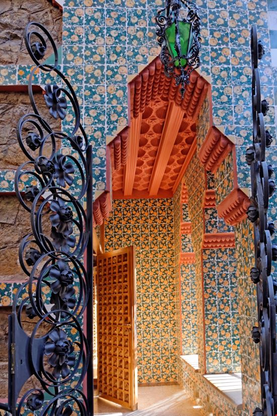 Barcellona Casa Vicens Pen_85 / Shutterstock.com 