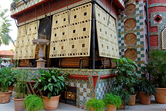 Barcellona Casa Vicens Pen_85 / Shutterstock.com 