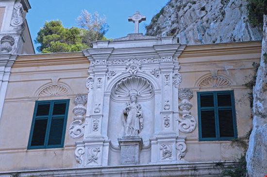 Santuario di Santa Rosalia Santuario di Santa Rosalia Mirko Valenti - Shutterstock.com Mirko Valenti