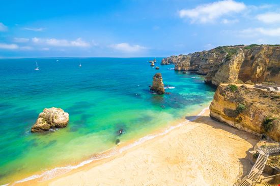Dona Ana Dona Ana Nido Huebl - Shutterstock.com Nido Huebl