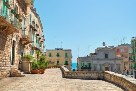 Molfetta Molfetta Mi.Ti. - Shutterstock.com 