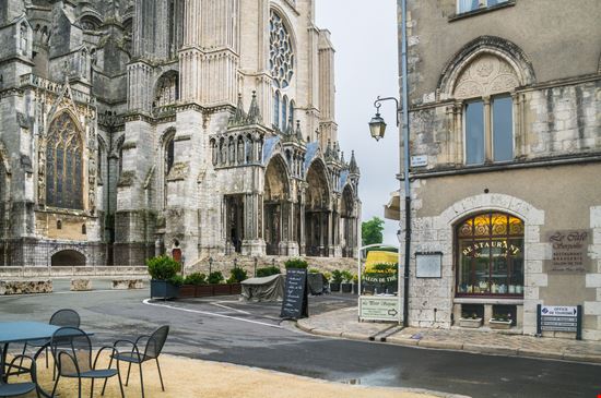 Chartres Chartres KenWiedemann - Istockphoto.com 