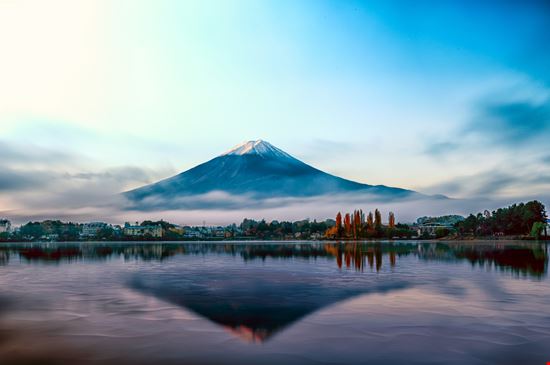 Monte Fuji Monte Fuji warasit phothisuk - Shutterstock.com 