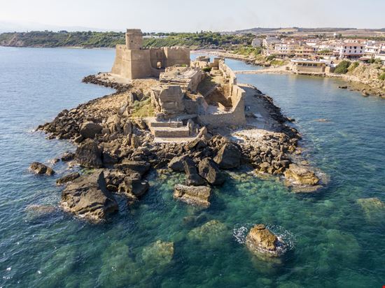 Isola di Capo Rizzuto Isola di Capo Rizzuto Naeblys - Shutterstock.com 