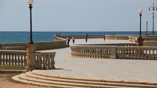 Terrazza Mascagni La terrazza di Livorno MyVideoimage.com / Shutterstock.com 