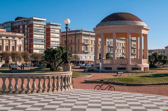 Terrazza Mascagni La terrazza di Livorno Marco Taliani de Marchio - Shutterstock.com 