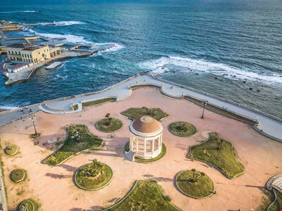Terrazza Mascagni La terrazza di Livorno Riccardo Campolmi - Shutterstock.com 