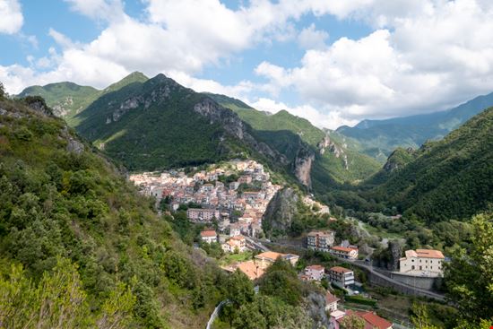 Orsomarso Orsomarso Giuma - Shutterstock.com 