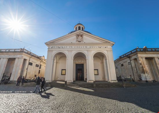 Collegiata di Santa Maria Assunta Collegiata di Santa Maria Assunta ValerioMei - Istockphoto.com 