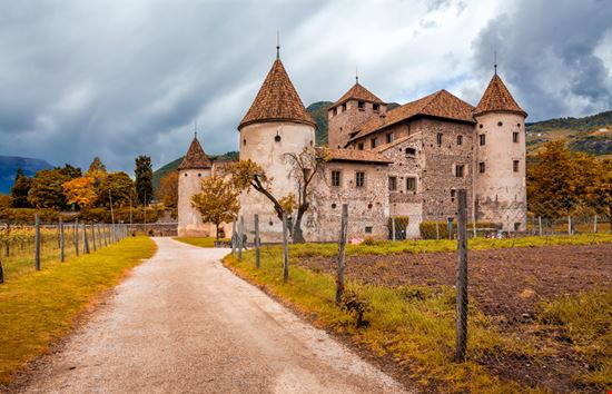 Bolzano Castel Mareccio Vladimir Sazonov - Shutterstock.com 