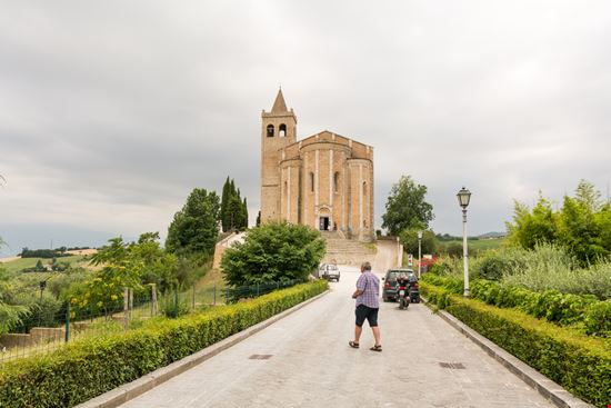 Offida Offida lorenza62 / Shutterstock.com 