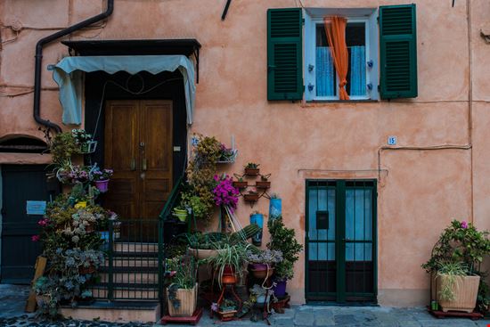 Finalborgo Finalborgo Olena Zubach / Shutterstock.com 