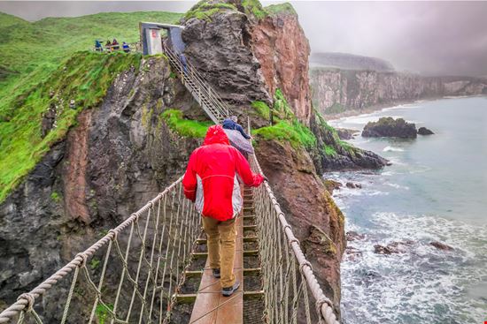 Carrick-a-Rede Ponte di corda stock.adobe.com 