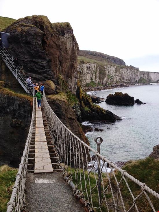 Carrick-a-Rede Ponte di corda stock.adobe.com 