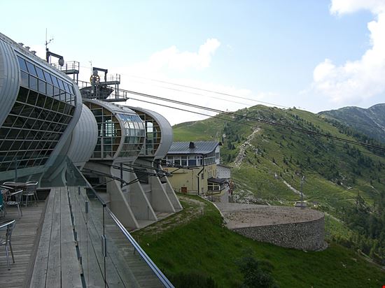 Cableway Malcesine - Monte Baldo Malcesine stock.adobe.com 
