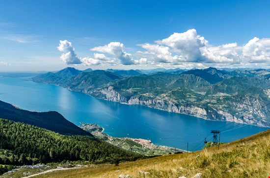 Cableway Malcesine - Monte Baldo Malcesine stock.adobe.com 