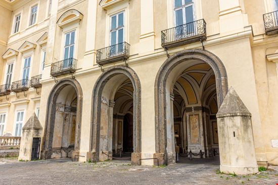 Reggia di Portici Reggia di Portici forben - Shutterstock.com 
