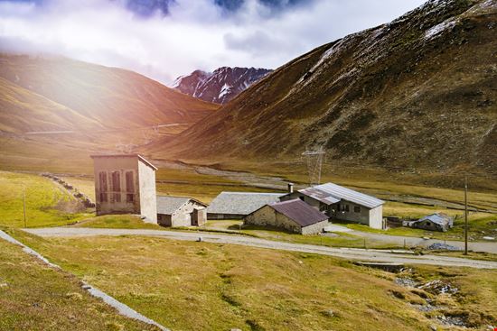 Passo dello Stelvio Il re dei passi di montagna stock.adobe.com 