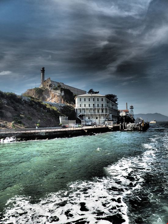 San Francisco Alcatraz Shutterstock.com 