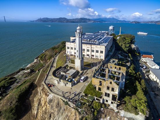 San Francisco Alcatraz Shutterstock.com 