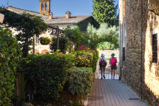 Bagno Vignoni Il borgo delle terme in Val d'Orcia Shutterstock.com 