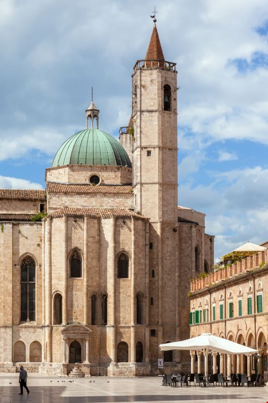 Ascoli Piceno Ascoli Piceno Shutterstock.com 