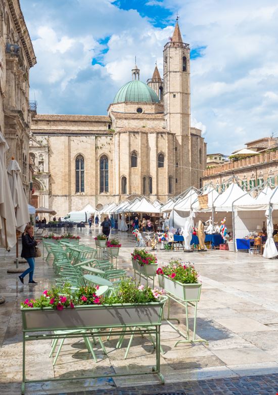 Ascoli Piceno Ascoli Piceno @ValerioMei/Shutterstock.com/solo uso editoriale 