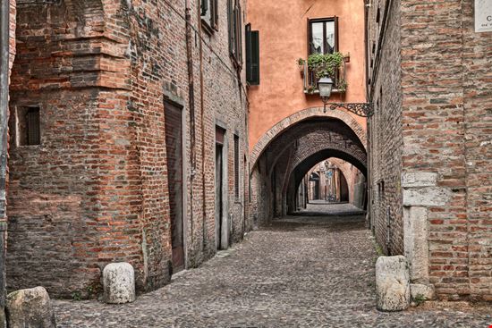 Via delle Volte Via delle Volte ermess - Shutterstock.com ermess