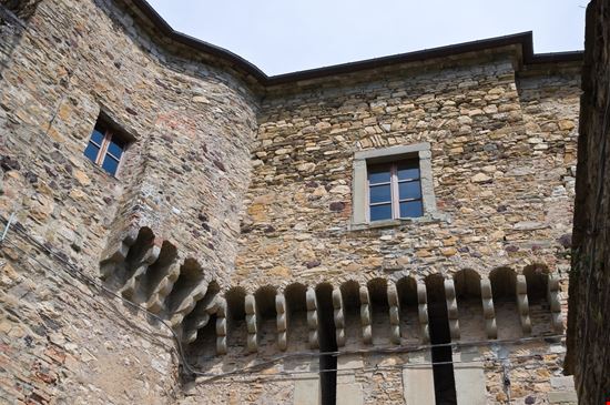 Bardi Castello Miti74 / Shutterstock.com 