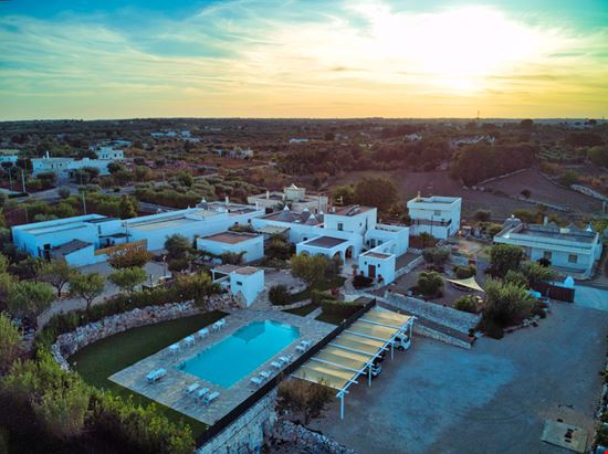 Masserie Accoglienza in Puglia Shutterstock.com 