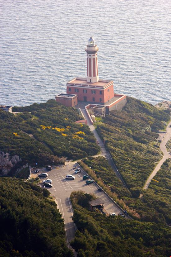 Faro di Punta Carena Faro di Punta Carena prosiaczeq - Shutterstock.com 