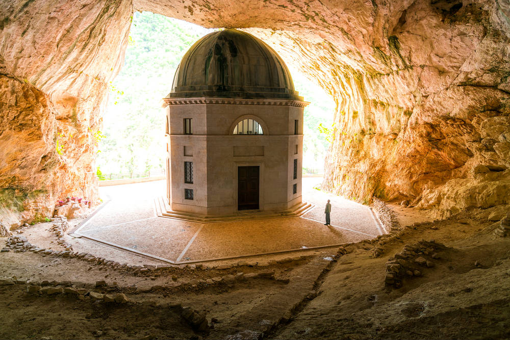 Genga_tempietto