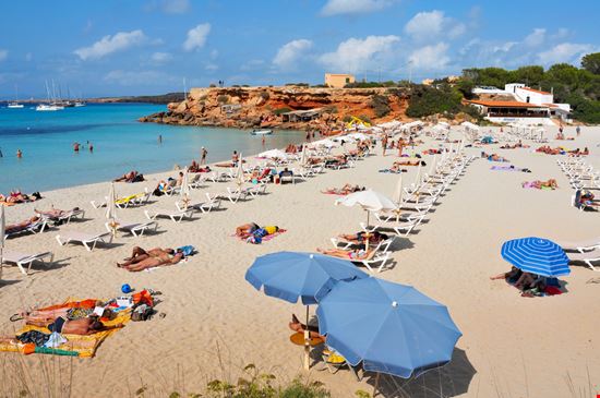 Cala Saona Cala Saona nito / Shutterstock.com 
