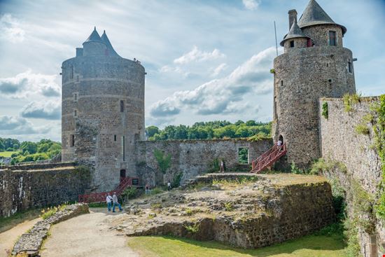 Castello di Fougères Castello di Fougères Adam Wrobel / Shutterstock.com 