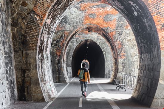 Framura Pista Ciclabile Martina Badini / Shutterstock.com 